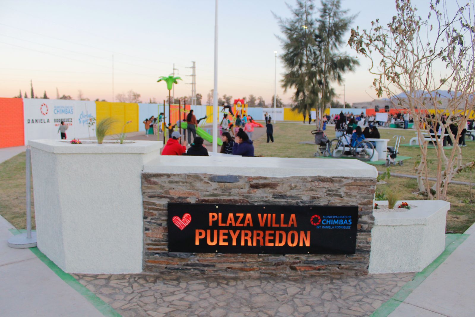 la villa pueyrredón luce su nueva plaza