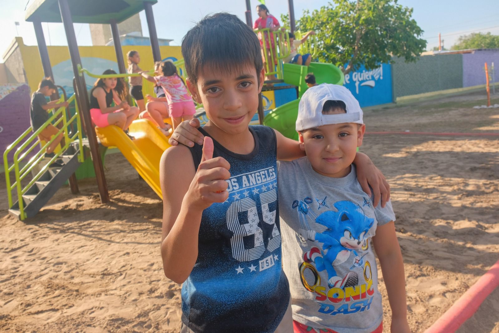 nueva plaza para el barrio las calandrias